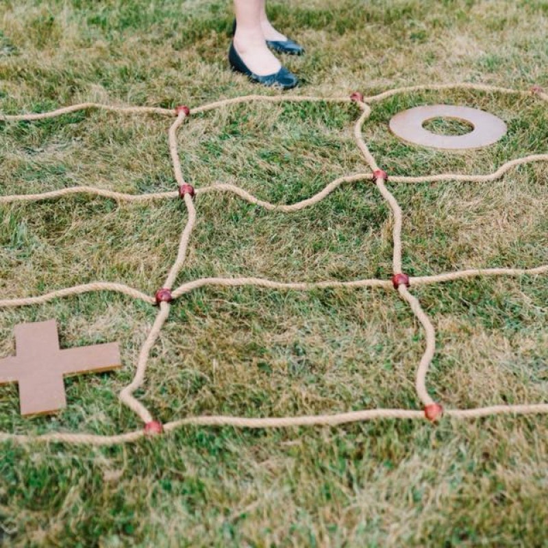 Lawn Games - Giant Noughts & Crosses - Image #2
